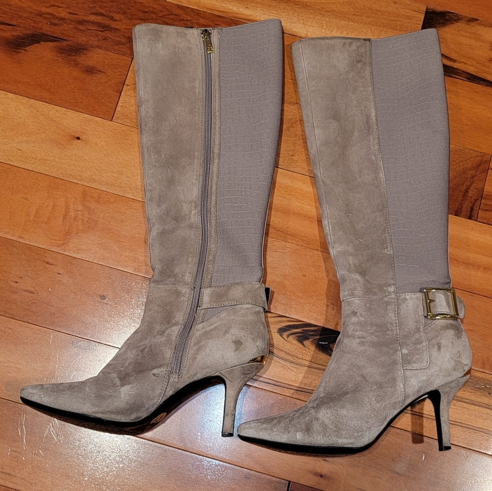 Calvin Klein Cream Heeled Boots with Elegant Silhouette